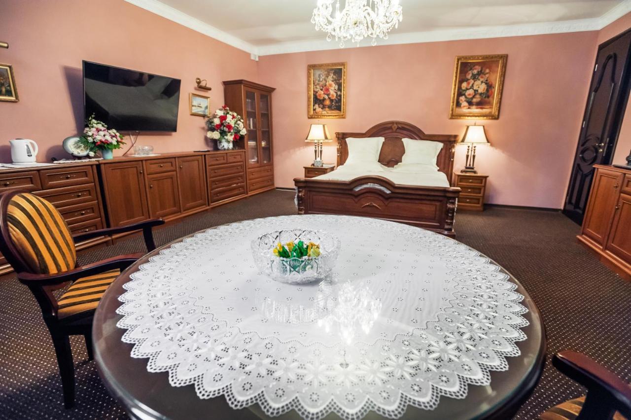 B&B Lviv - Saban Deluxe - Bed and Breakfast Lviv