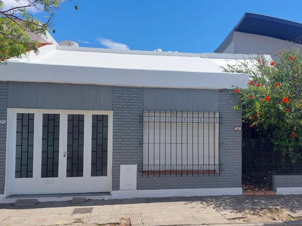 CASA BARRIO UNIVERSITARIO Nicaragua 920 - B&B Bahía Blanca