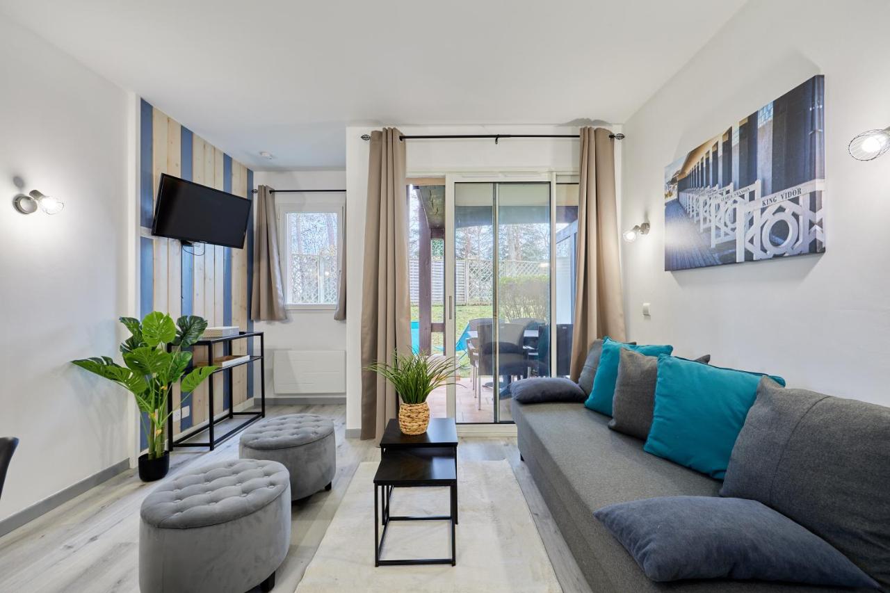 Céloria Deauville - Piscine partagée - Bed and Breakfast Deauville