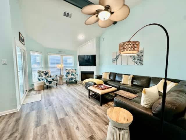 Saltwater Solace For 8 - B&B Galveston