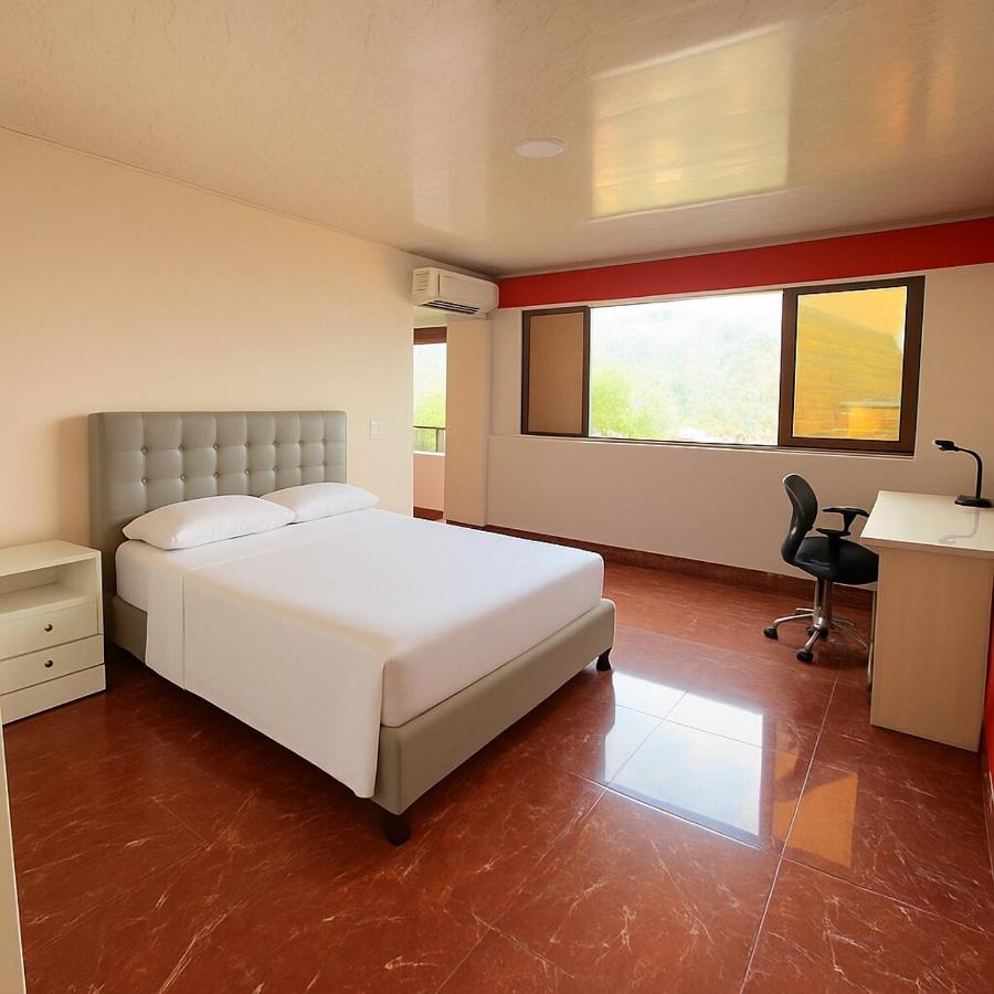 La vida es bella! lujoso apartamento cerca al aeropuerto y centro - Chambres d'hôtes Pereira