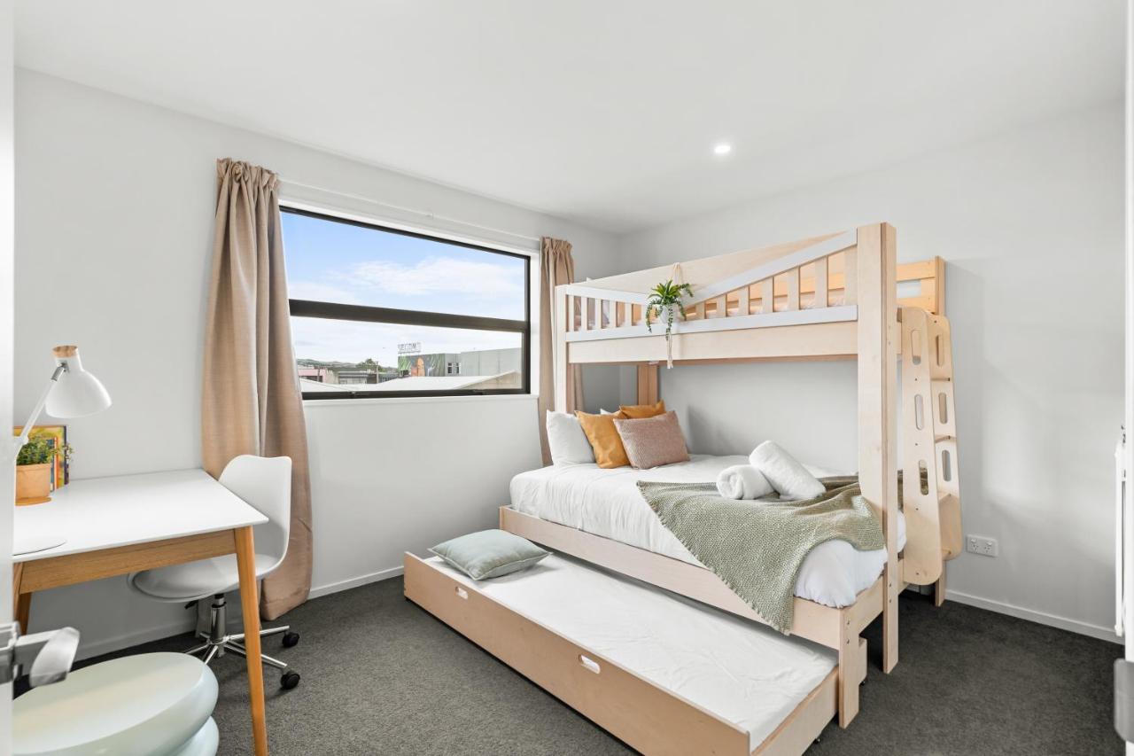 Modern 3 Ensuite CBD with Carpark - walk to Stadium - Ferienwohnung Christchurch