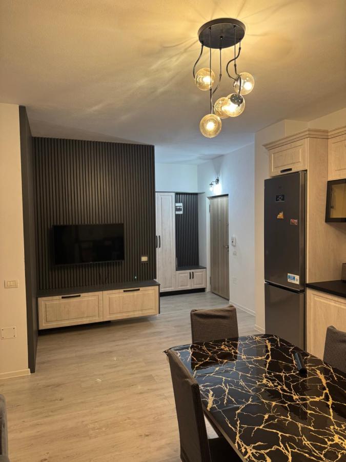 Urban Elegance Apartment - Ferienwohnung Alba Iulia