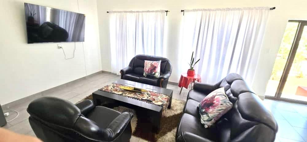 Wings & dreams - B&B Windhoek