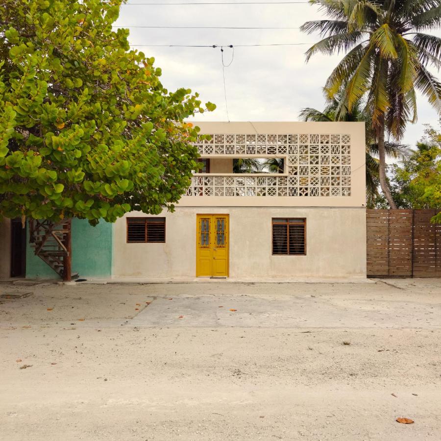 San Crisanto Beachfront Villa with Private Pool and Ocean View - Chambres d’hôtes San Crisanto