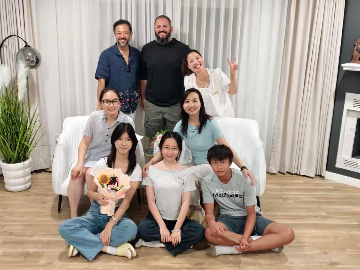 cozy house 4 bedrooms 2 baths - B&B Glendora