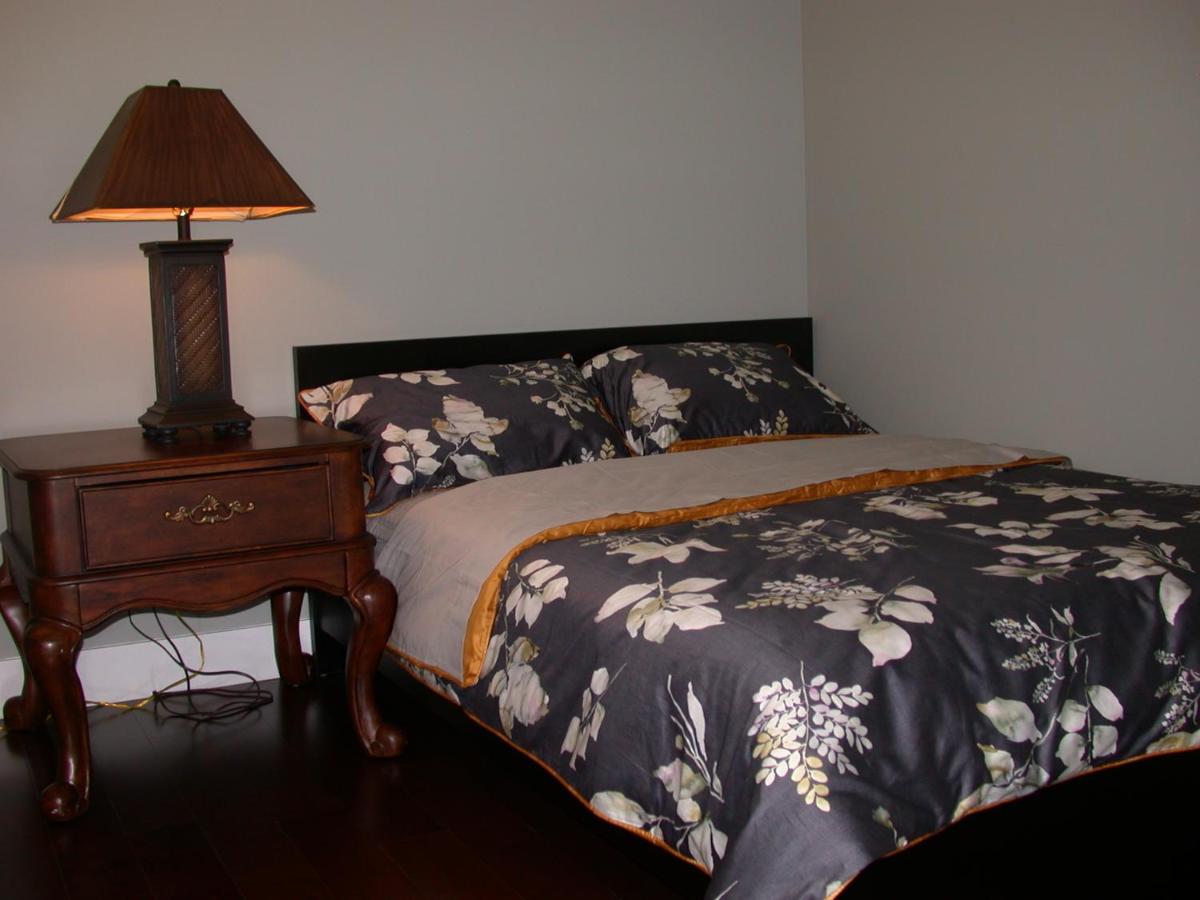 Single Room with Shared Shower and Toilet