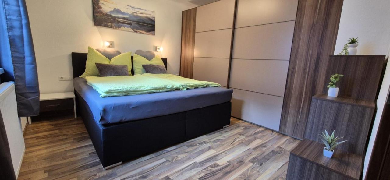 Appartamento con 2 Camere da Letto e con Doccia 