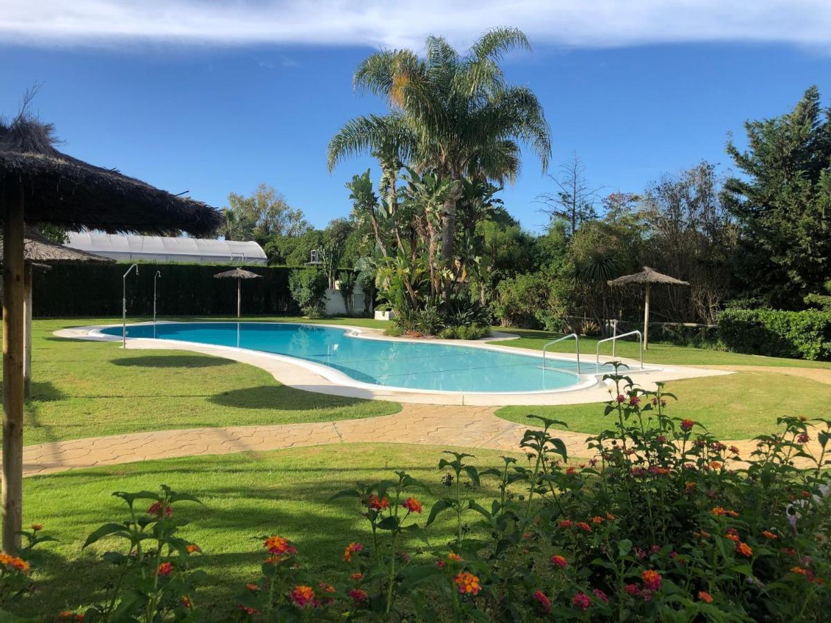 Sonnige und ruhige Ferienwohnung am Golfplatz von Costa Ballena - Chambres d'hôtes Rota