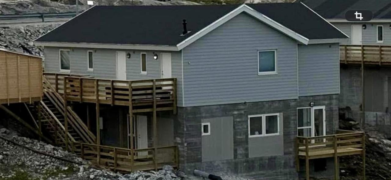 Private home with sea view - B&B Ilulissat