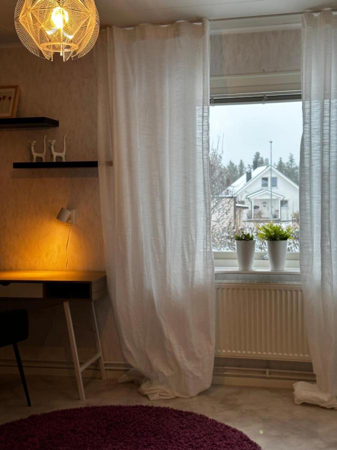 Fin stor villa med 6 sovrum för företag eller semester - B&B Gällivare