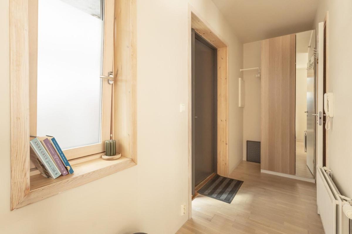 Stylish apt 2nd floor city centre - Bed and Breakfast Trondheim