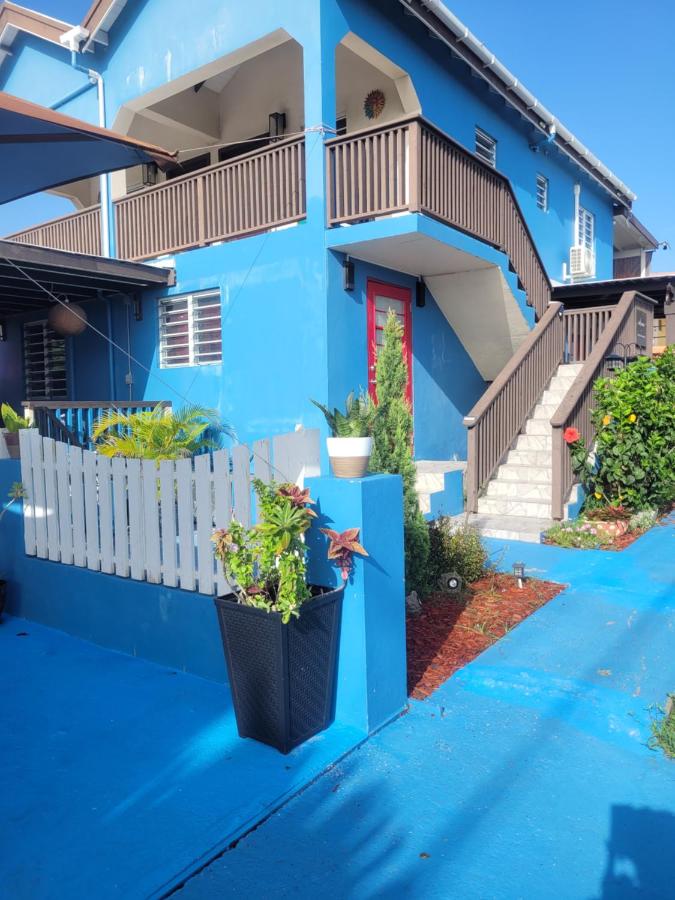 Silverbuttons Apartments & Eats - B&B St John's