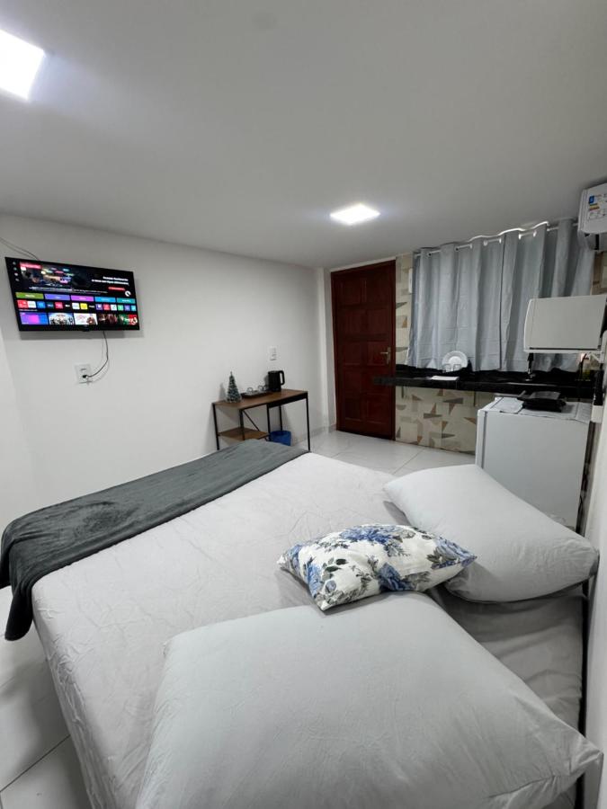 Loft 107 com Ar no bairro Muquiçaba, bem localizado para negócios e fácil acesso para todas as praias e montanhas da cidade - SEM vaga de garagem - B&B Guarapari