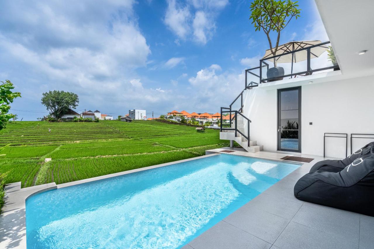 The R Villa Patuha - B&B Canggu