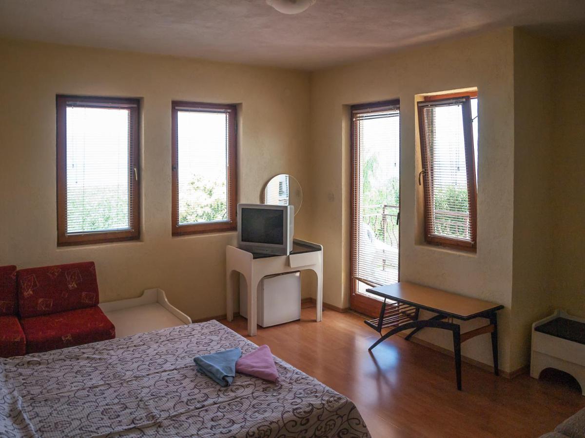 King Room with Lake View