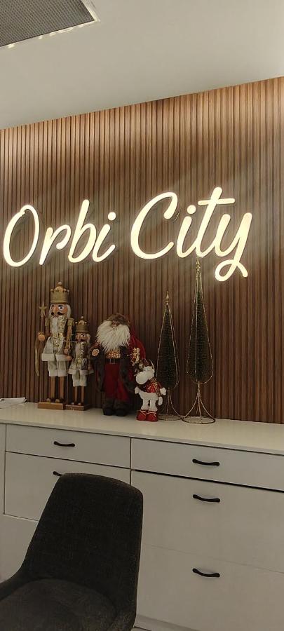 ORBI CITY Block A 3319 With Black Sea View - Ferienwohnung Angisa