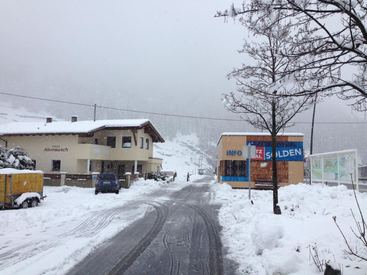 Haus Almrausch - B&B Sölden