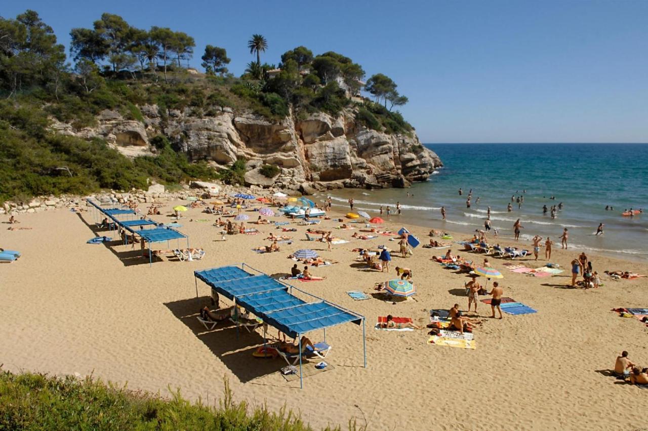Terraza familiar a 200 m de la playa Cala Crancs - B&B Salou