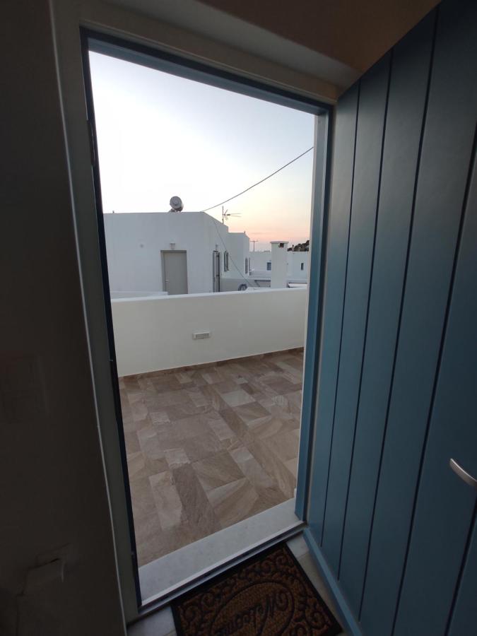 Kallista - Sunlit Studio - Ferienwohnung Parasporos