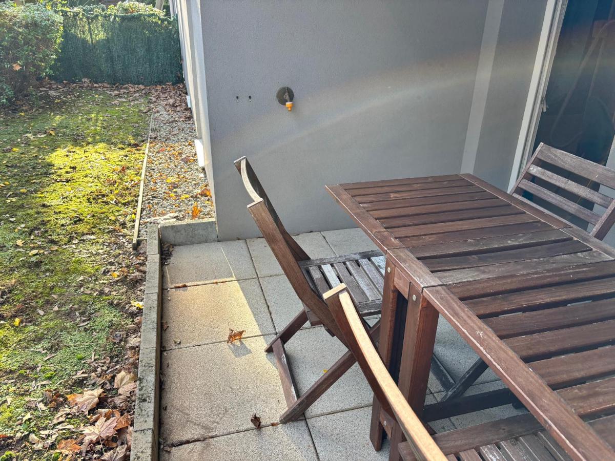 Emerald Chic - Terrace Fiber & Parking - 4 Guests - Bed and Breakfast Saint-Priest