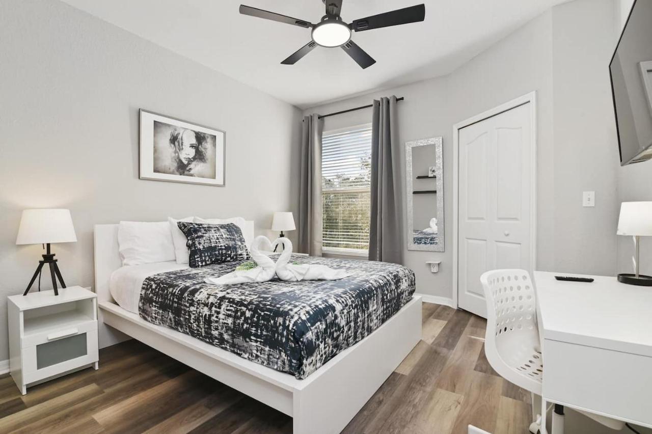 Restpool vibes, Nest tree-ish Retreat- NxtDisney - B&B Kissimmee
