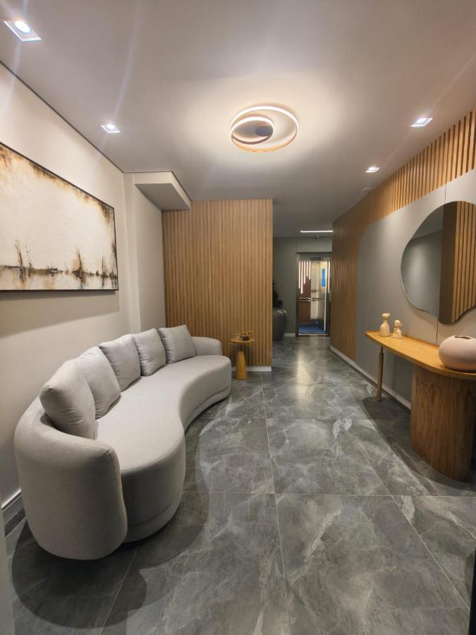 1 suíte e 2 quartos com vista mar - Apartamento NOVO perto da praia -sacada com churrasqueira - Chambres d’hôtes Piçaras