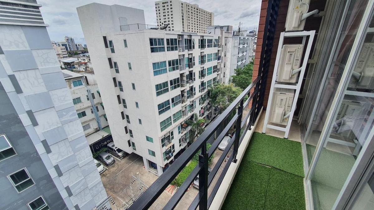 Amazing 2 bedrooms, near MRT Ratchada, Bangkok - B&B Bangkok