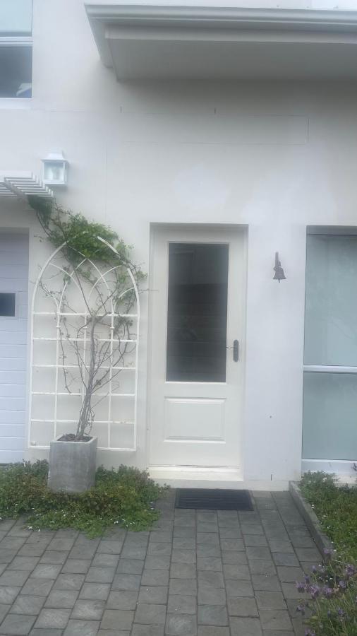 Chantelly seefront apartment - B&B Reebok