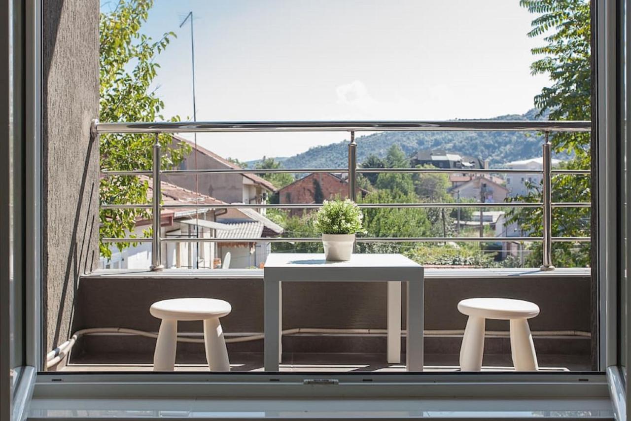 SkopjeLUX Apartments - B&B Skopje