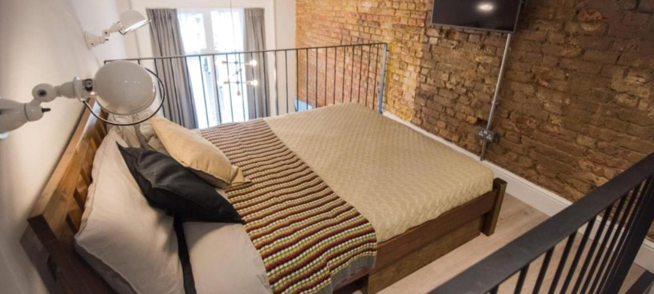 Mezzanine in central London, W2-First floor - B&B Londra
