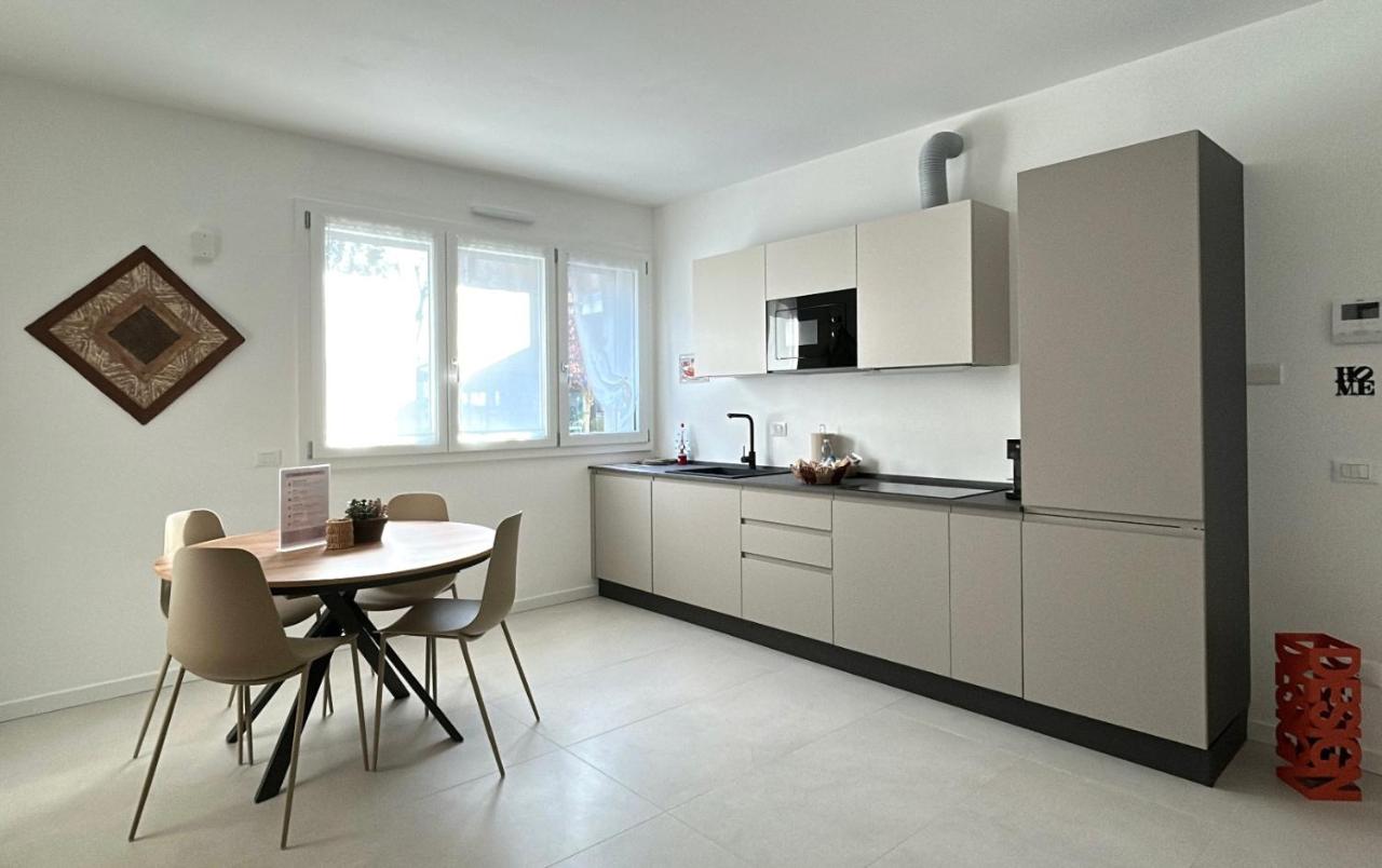 Malpensa Airport Apartment - 9 min to MXP - Free Parking - Ferienwohnung Somma Lombardo