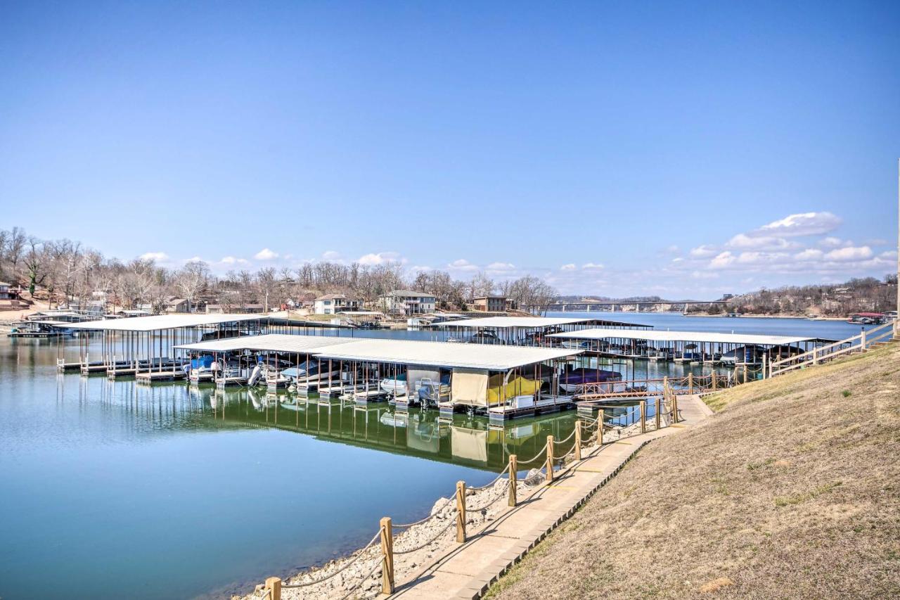 Community Perks! Lakefront Unit in Osage Beach - B&B Osage Beach