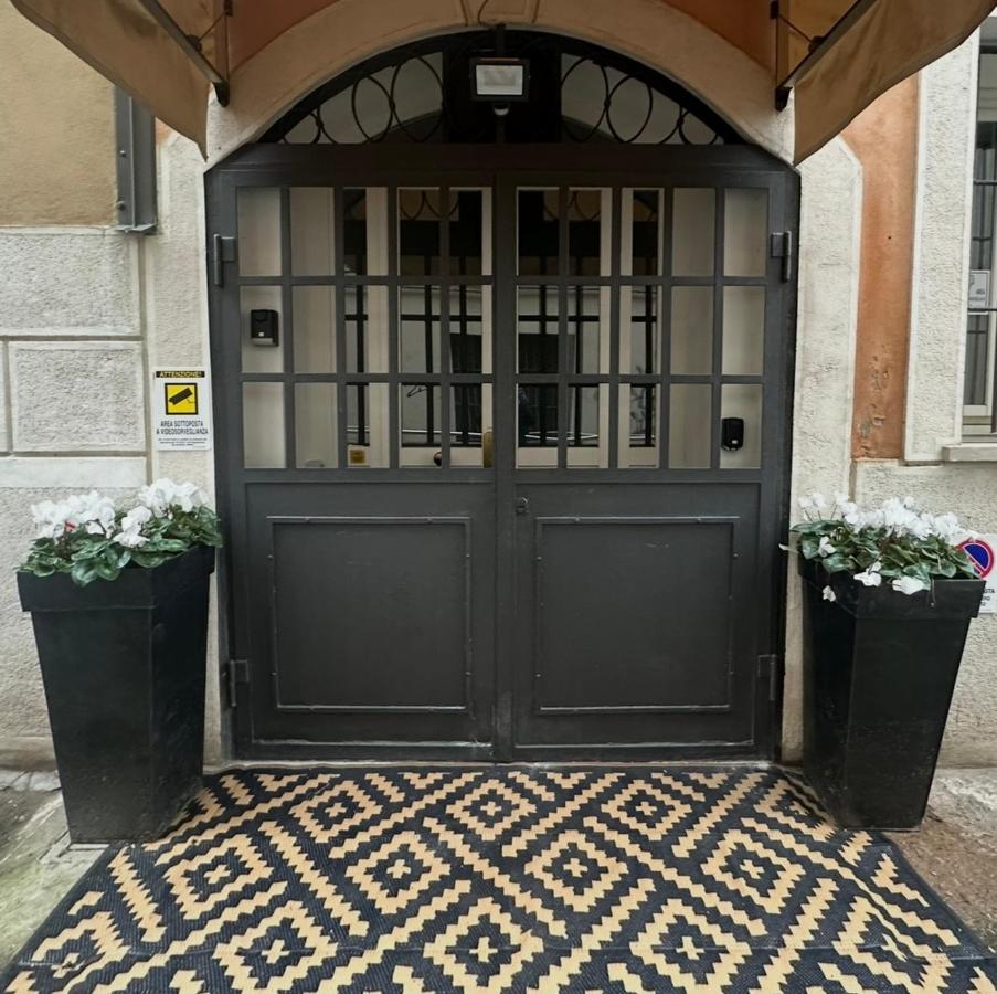 V15 apartment - B&B Milano