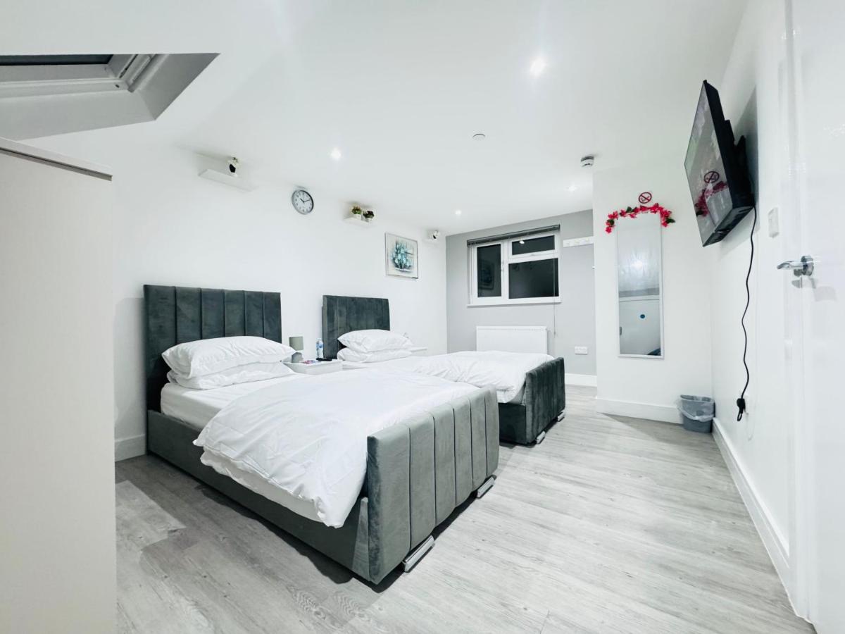 Chambre Lits Jumeaux avec Salle de Bains Privative