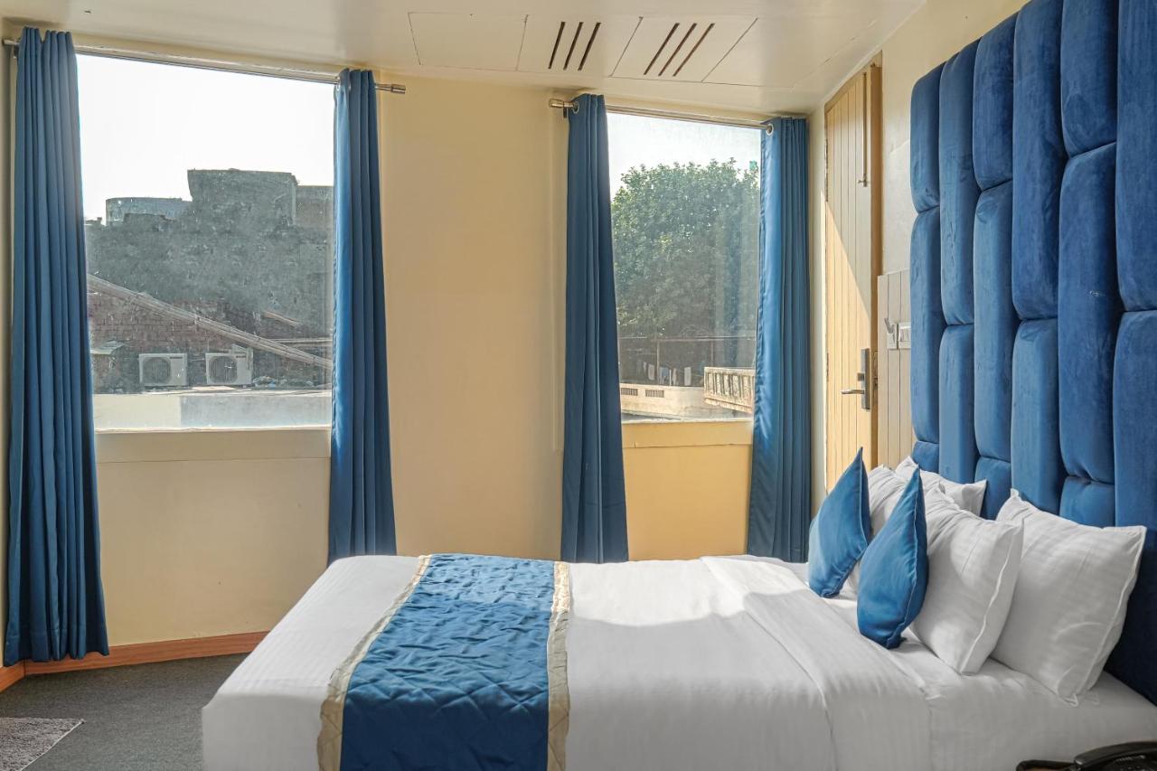 Family Suite with Balcony