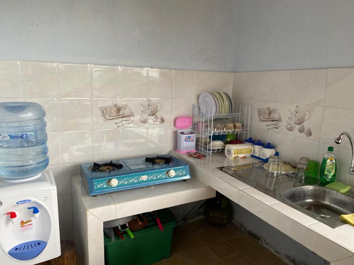 Deluxe Room (2 Adults + 1 Child)