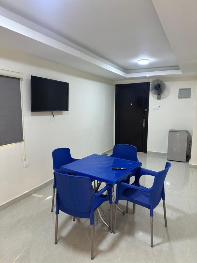 Appartamento con 2 Camere da Letto e Vista Mare 