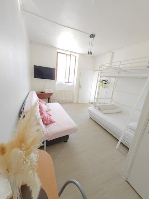 Le studio Mauperthuis - B&B Forges