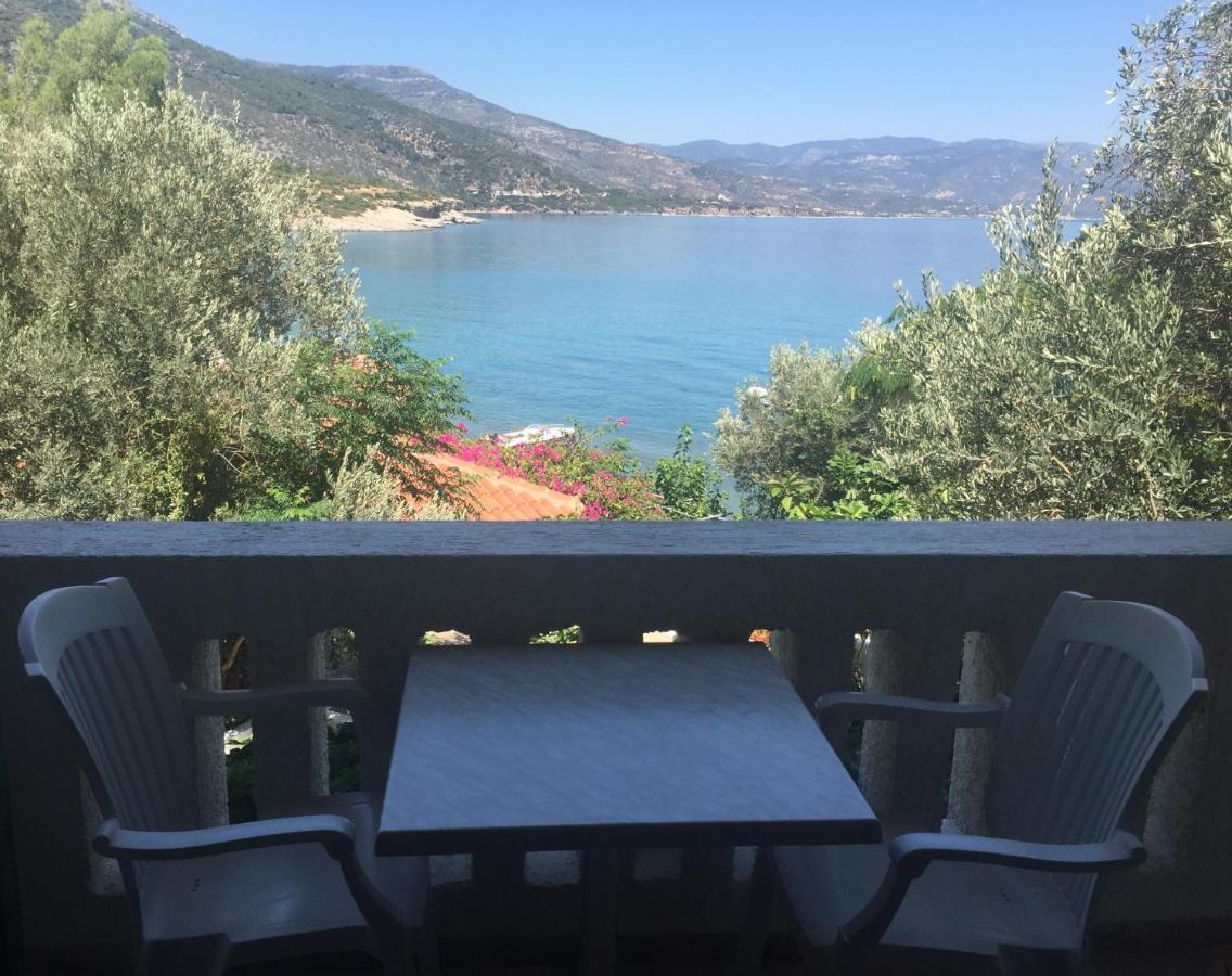 Studio Apartment with Sea View