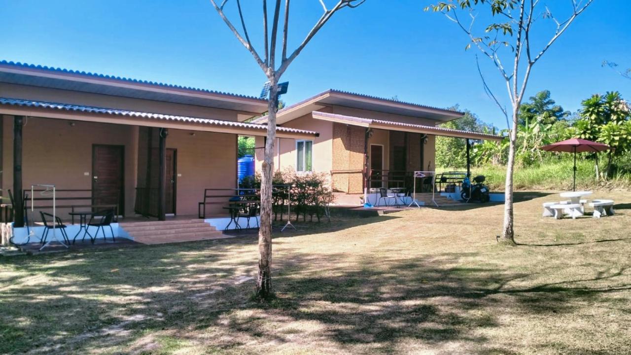 Little Shark bungalow - B&B Ban Bang Bao