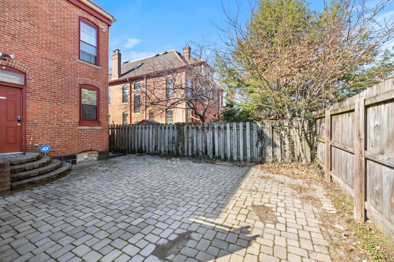 Holiday ready ! Trendy 4BR Urban Retreat, Best Location in City - B&B Columbus