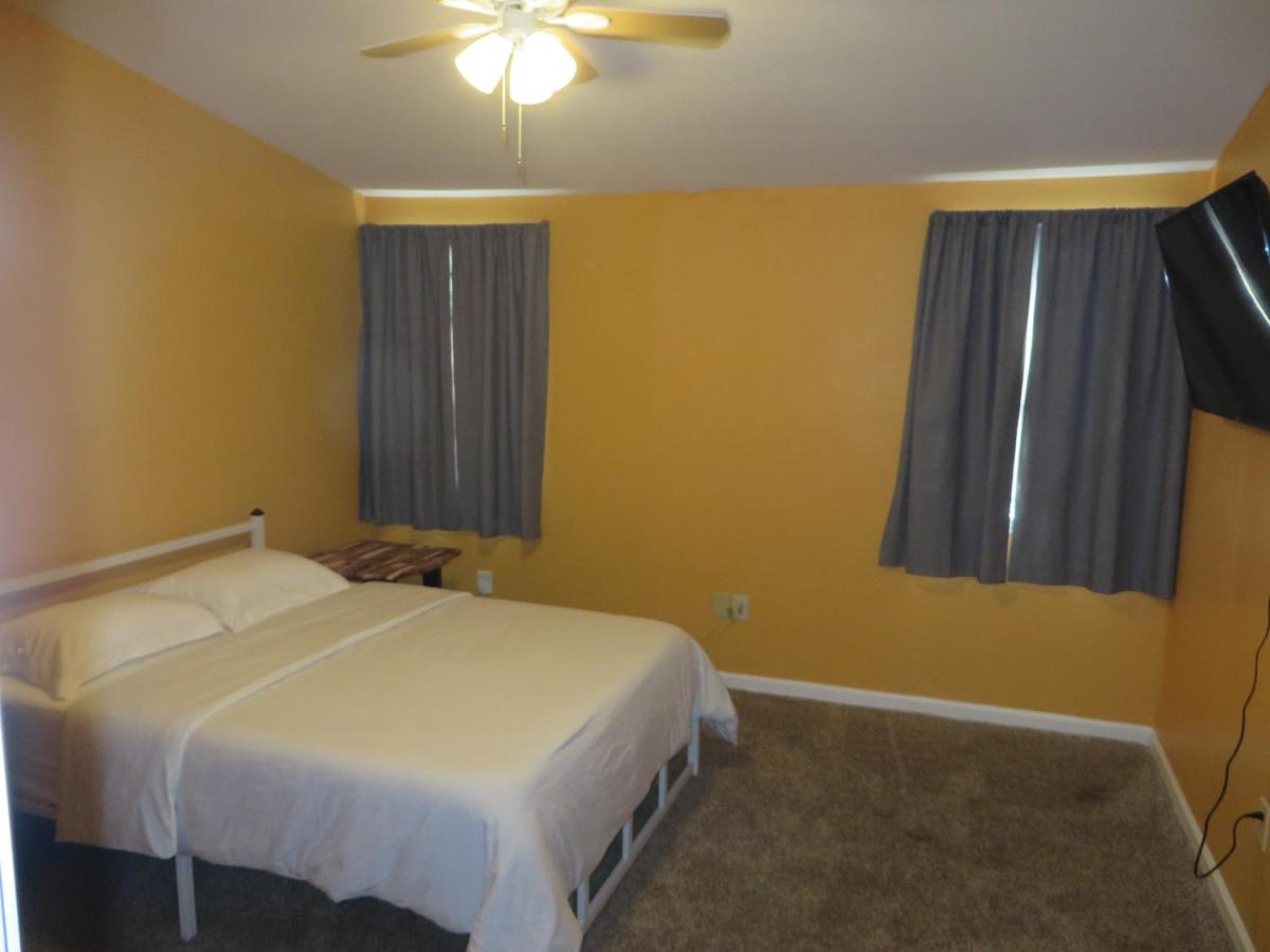 Close to Store & Airport - B&B Kenner