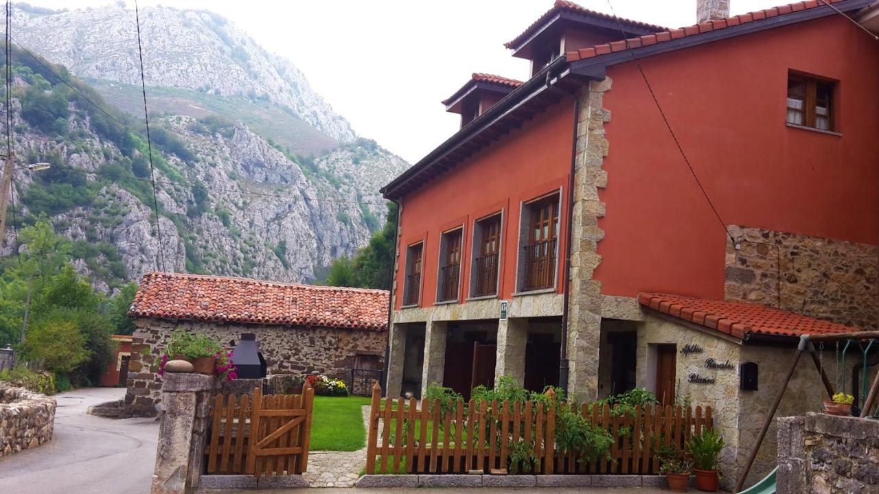 Apartamentos Blanca Senda del Oso - Chambres d’hôtes Páramo