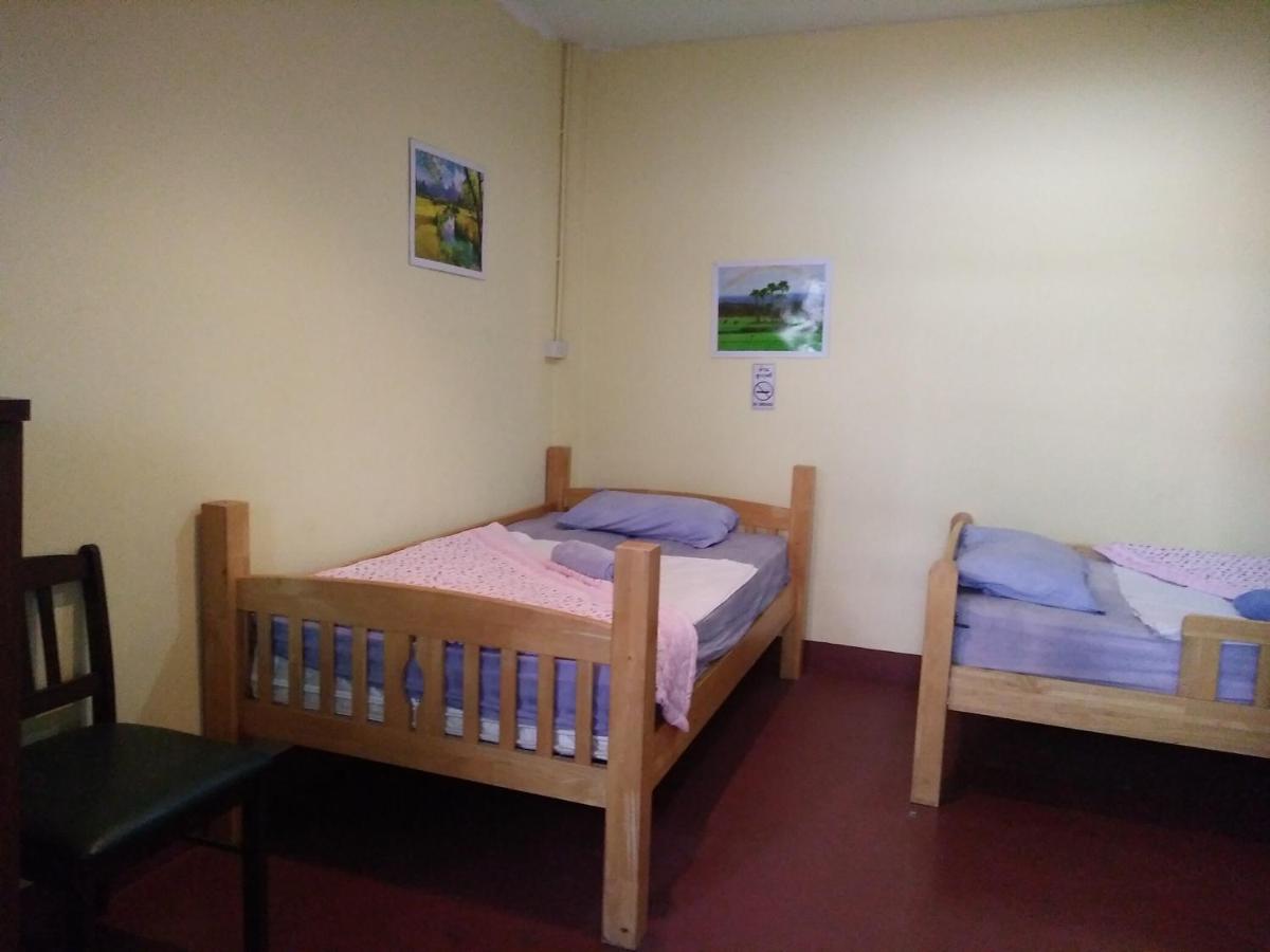 Chambre Lits Jumeaux Standard avec Ventilateur