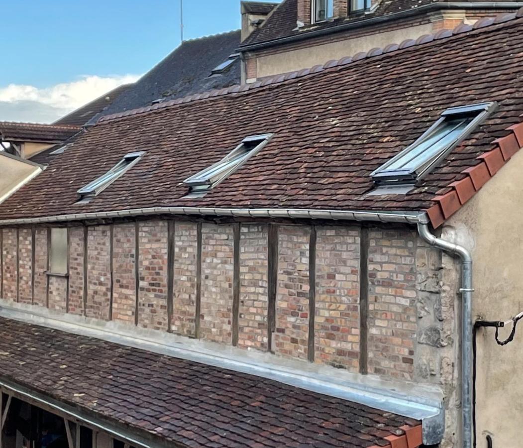 Logement à thème médiéval avec balneo - B&B Sens