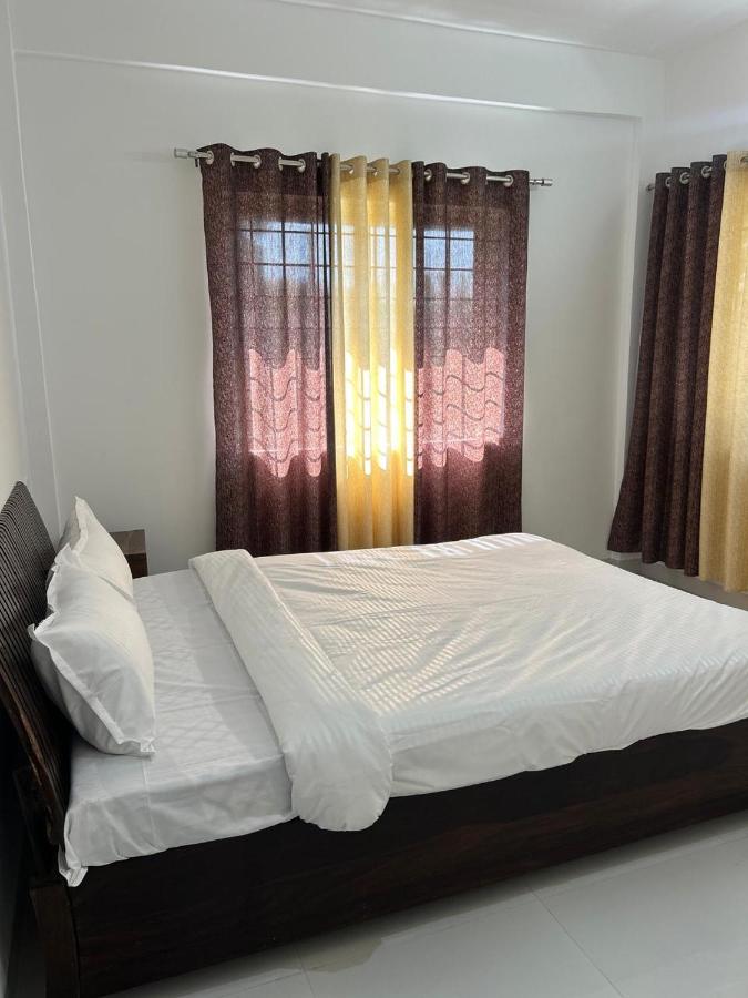 Farm House Seamless Comfort in Nature near Bhopal - Chambres d'hôtes Phanda