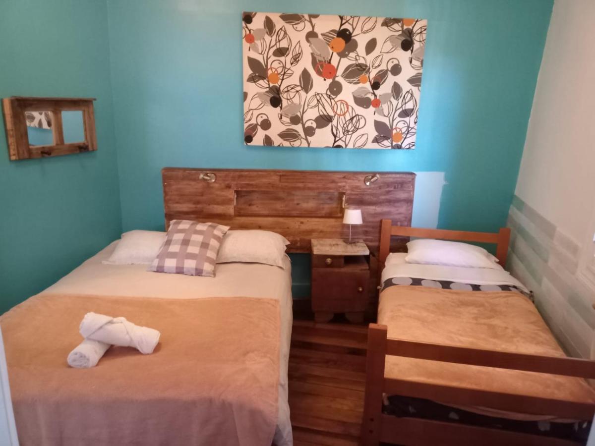 Camera Tripla Classic