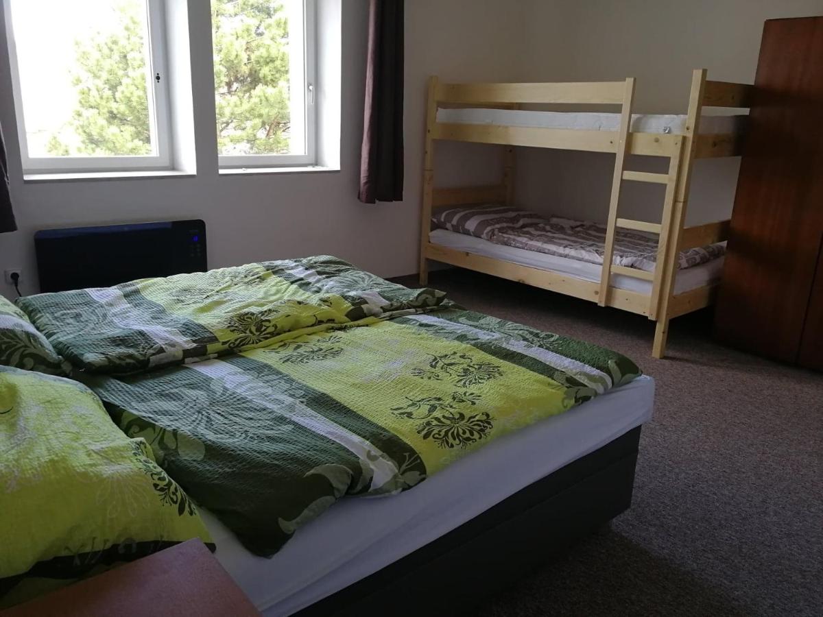 Apartmány pod Klínovcem - B&B České Hamry