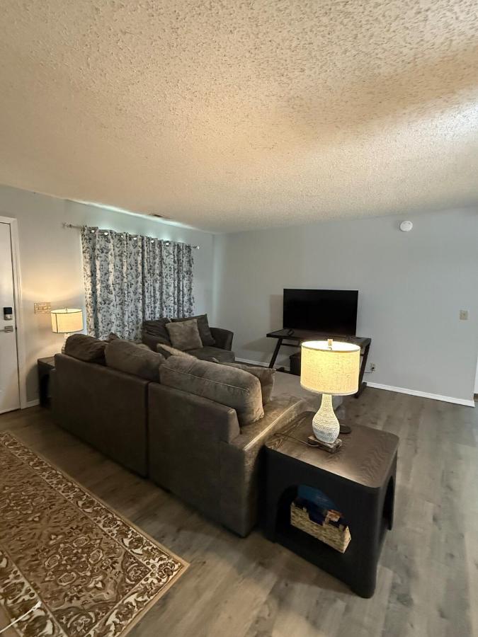 Wolf Creek Escape, 3 BR, 2 baths - Bed and Breakfast Grove